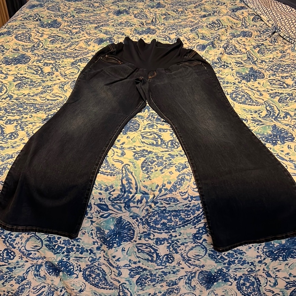 Indigo blue size 2x maternity jeans.